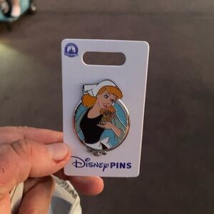 2025 Disney Parks Princess Portrait Silver Frame Cinderella & Gus Gus OE Pin NWT